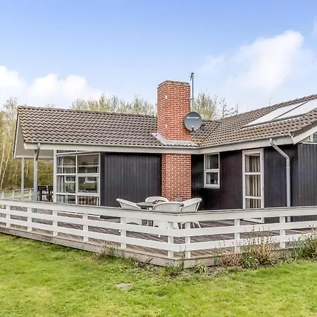 Lovely In With Sauna Дом отдыха Хамбл